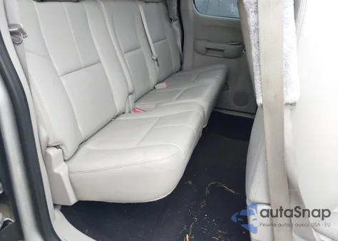 2010 Chevrolet Silverado 1500 Lt from USA, damaged, VIN 1GCSCSE02AZ115829